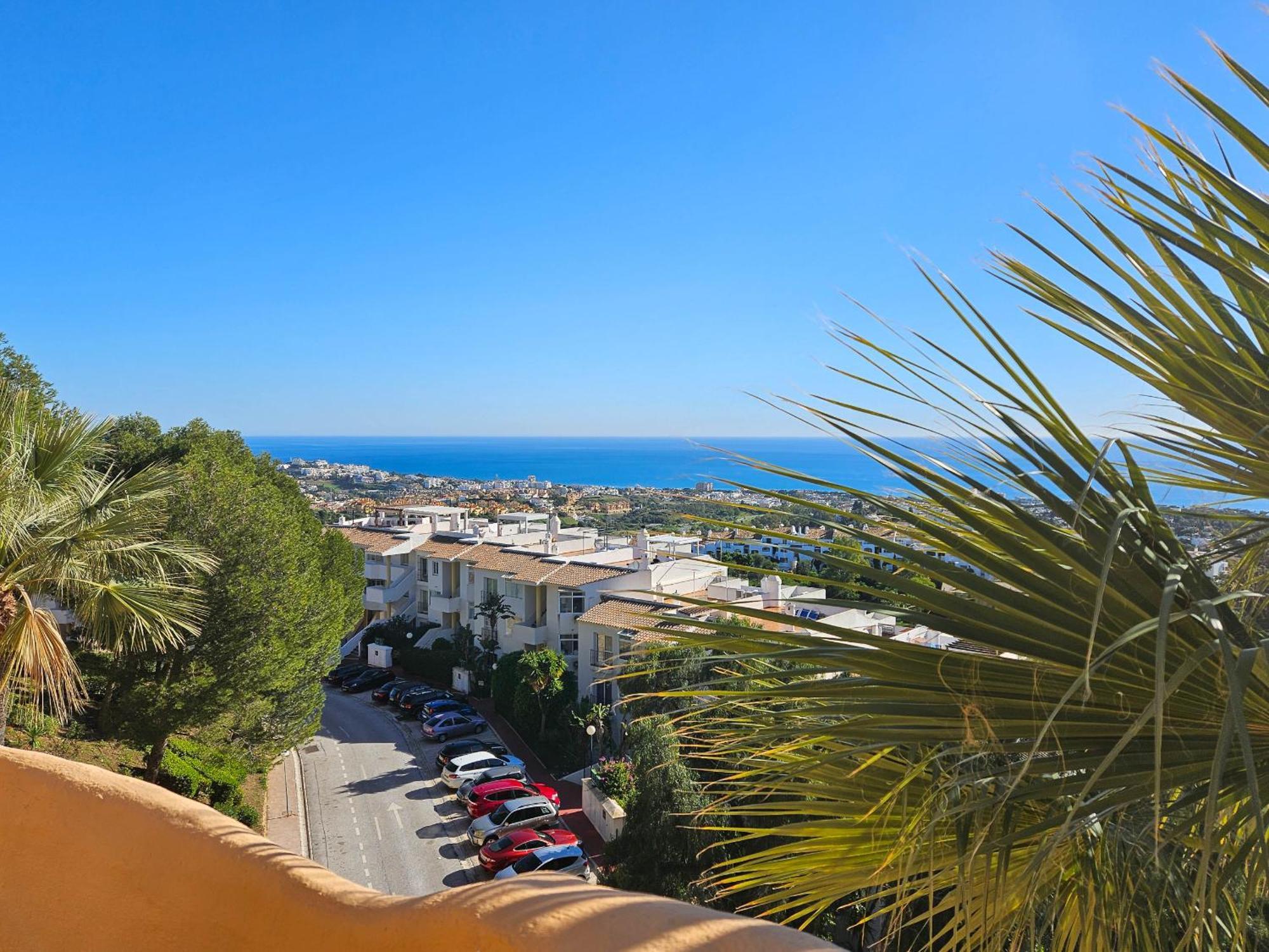 3 Bedroom Penthouse Apartment In Calahonda MIJAS COSTA Bagian luar foto