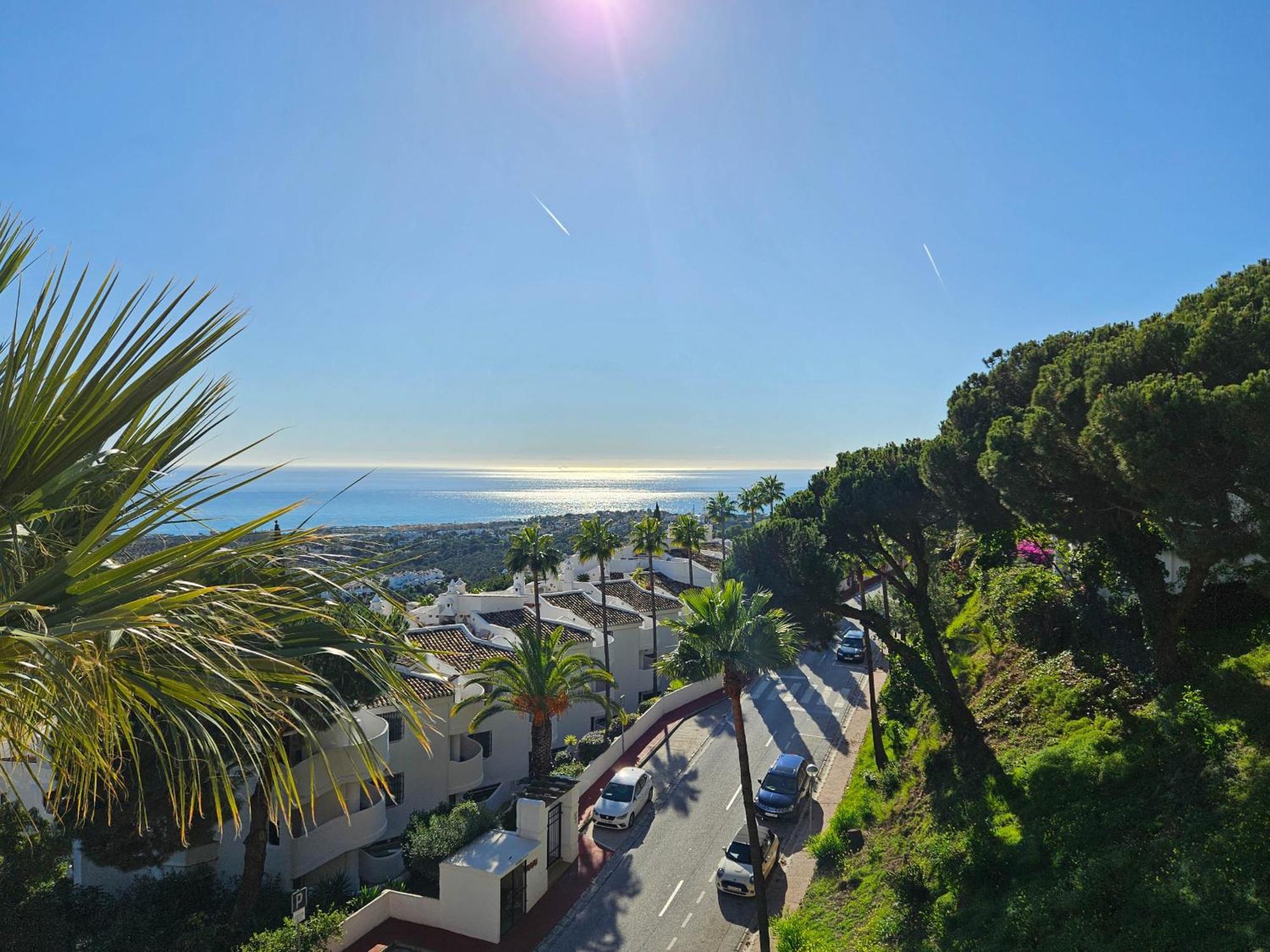 3 Bedroom Penthouse Apartment In Calahonda MIJAS COSTA Bagian luar foto