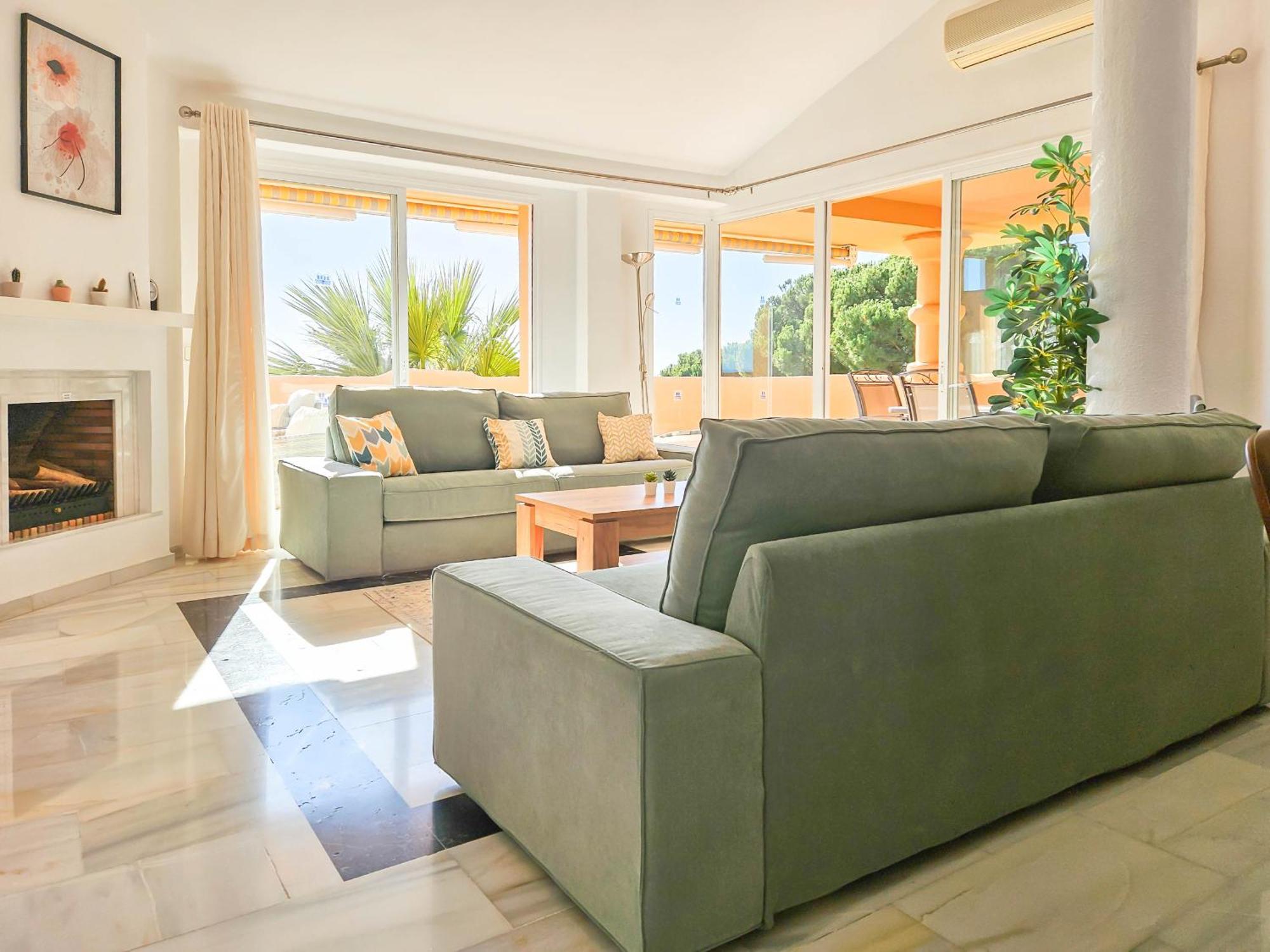 3 Bedroom Penthouse Apartment In Calahonda MIJAS COSTA Bagian luar foto